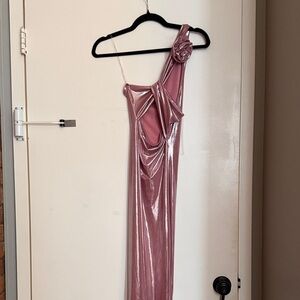 One-Shoulder Metallic Rose Pink Gown